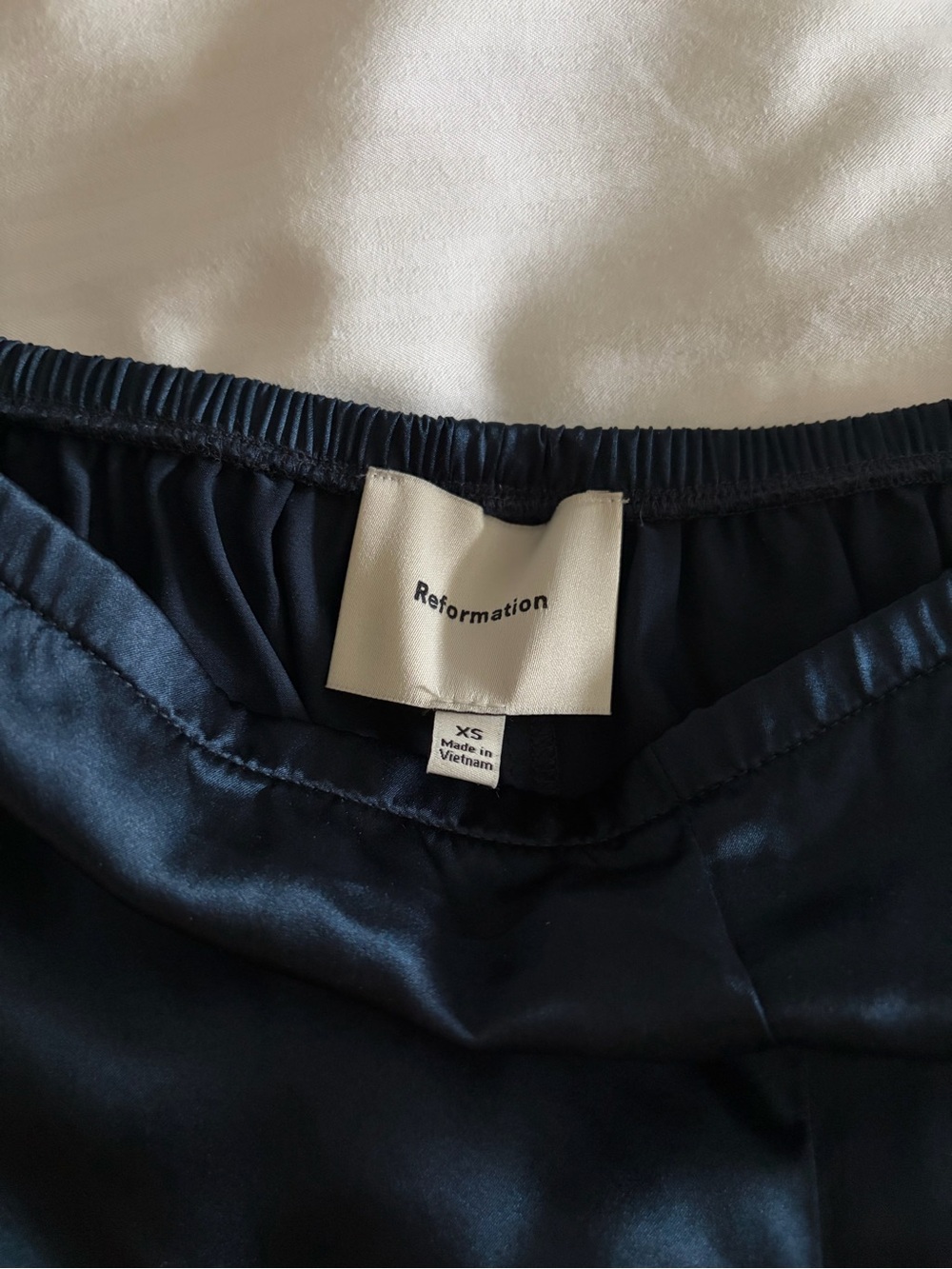 Reformation Carolina Silk Navy Wide-Leg Pants with Cream Lace Trim - Picture 4 of 4